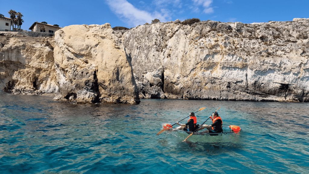 persone che utilizzato un Crystal KAyak